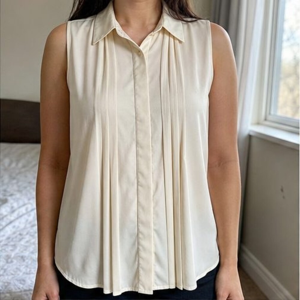 Cream Pleated Blouse - Picture 2 of 6
